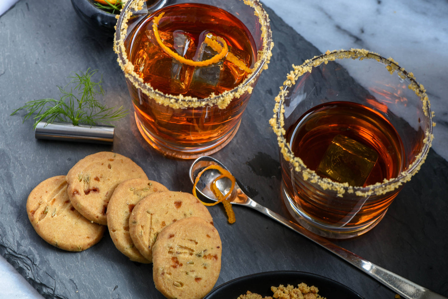 Burnt Sugar Shortbread "Petit Paquet"