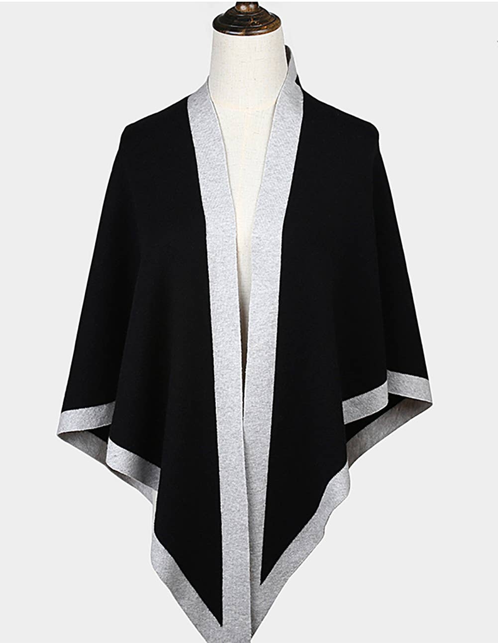 Contrast Border Knit Cashmere Blend Triangular Shawl Wrap: Black