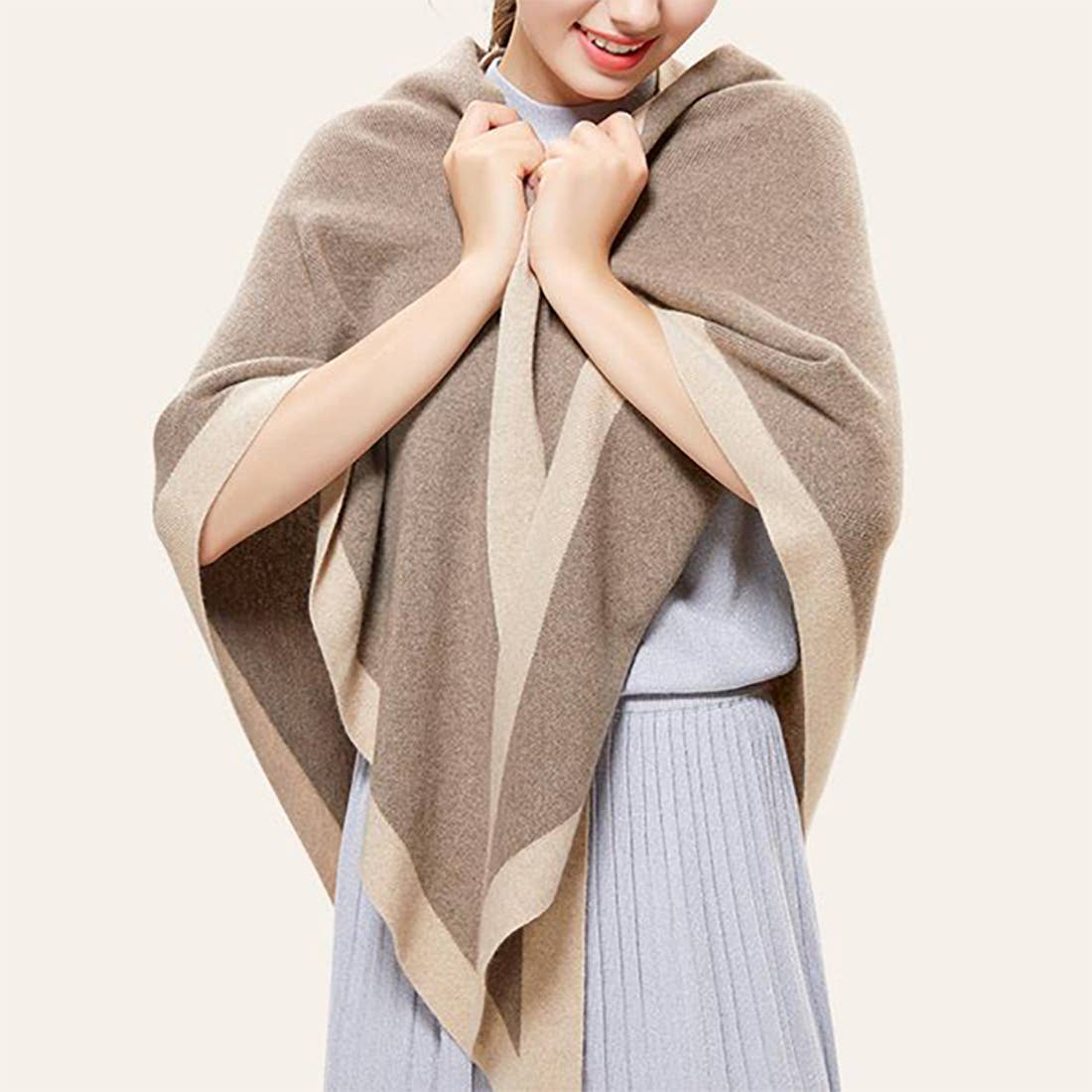 Contrast Border Knit Cashmere Blend Triangular Shawl Wrap: Camel