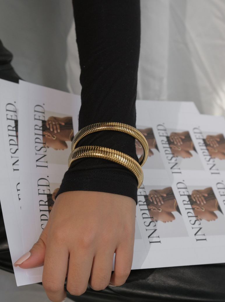 Omega Stretch Bangle Bracelets- Coil Stainless Steel Stretch: Yellow Gold / 10mm